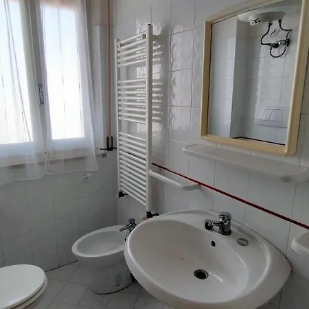 Apartamento P313 Nr 106 Trilocale Sul Mare Con Ombrellone In Prima Fila *