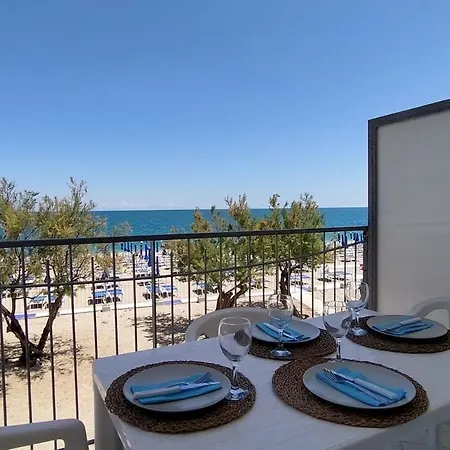 P313 Nr 106 Trilocale Sul Mare Con Ombrellone In Prima Fila * 마르첼리